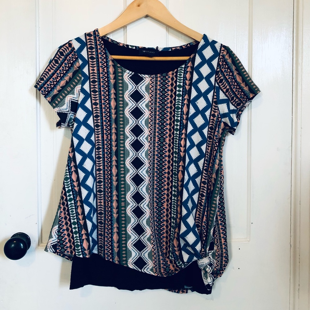 🔹2/$10 Tribal pattern asymmetrical shirt AB Studio